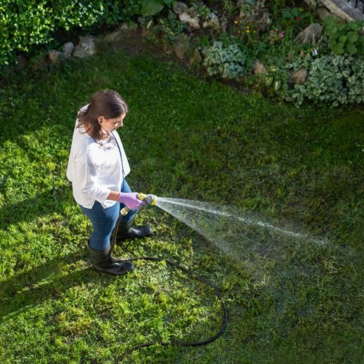 A Quick Guide to Buying the Right Garden Hose